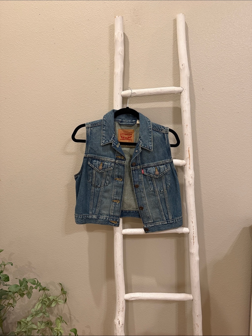 Levi's Medium Blue Denim Vest with Chest Pockets NWOT